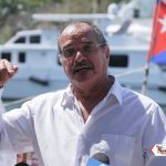 Cubanos solicitan a Trump que les permita enviar un barco a la isla con ayuda desde EEUU